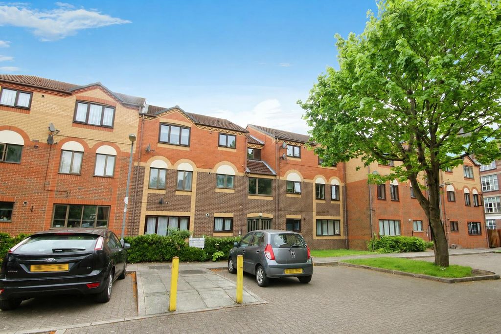 Property photo 1 of 7 Fe1Ad3d6-6468-4850-Ad84-F35917943E4B.Jpg