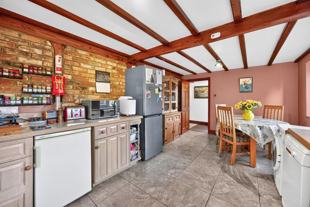 Property photo 3 of 17 Kitchen/Dining