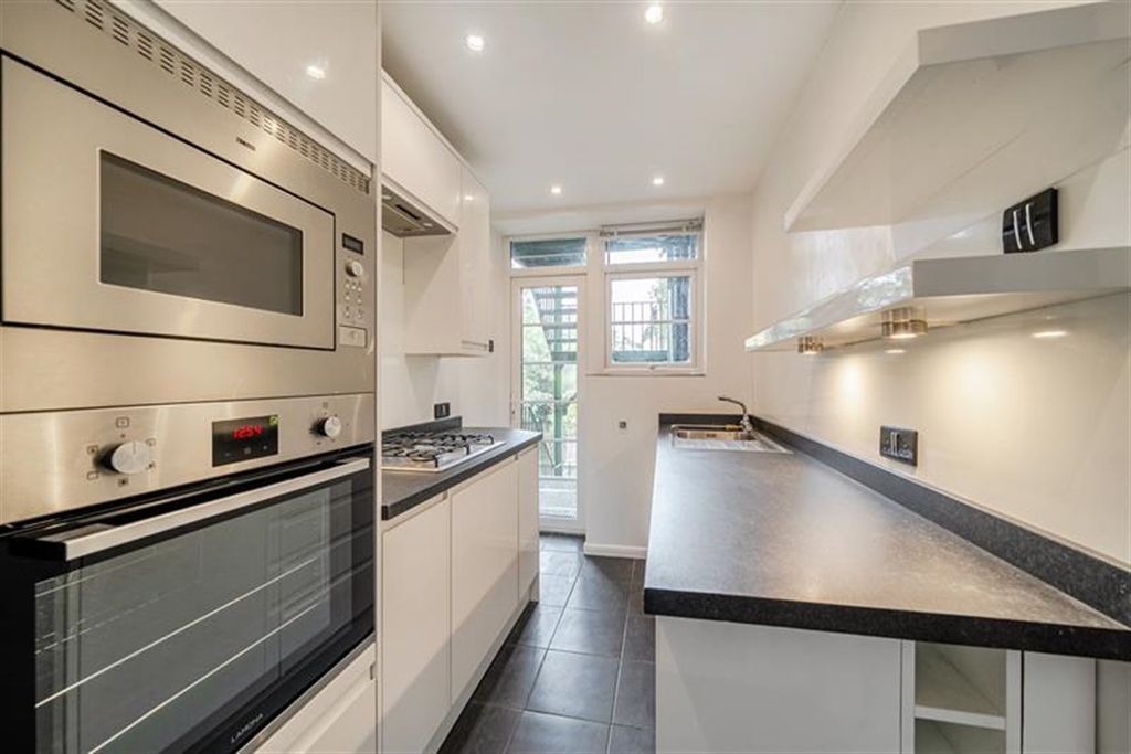 Property photo 1 of 14 (Main)