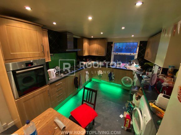 Property photo 2 of 19 7710374.Jpg