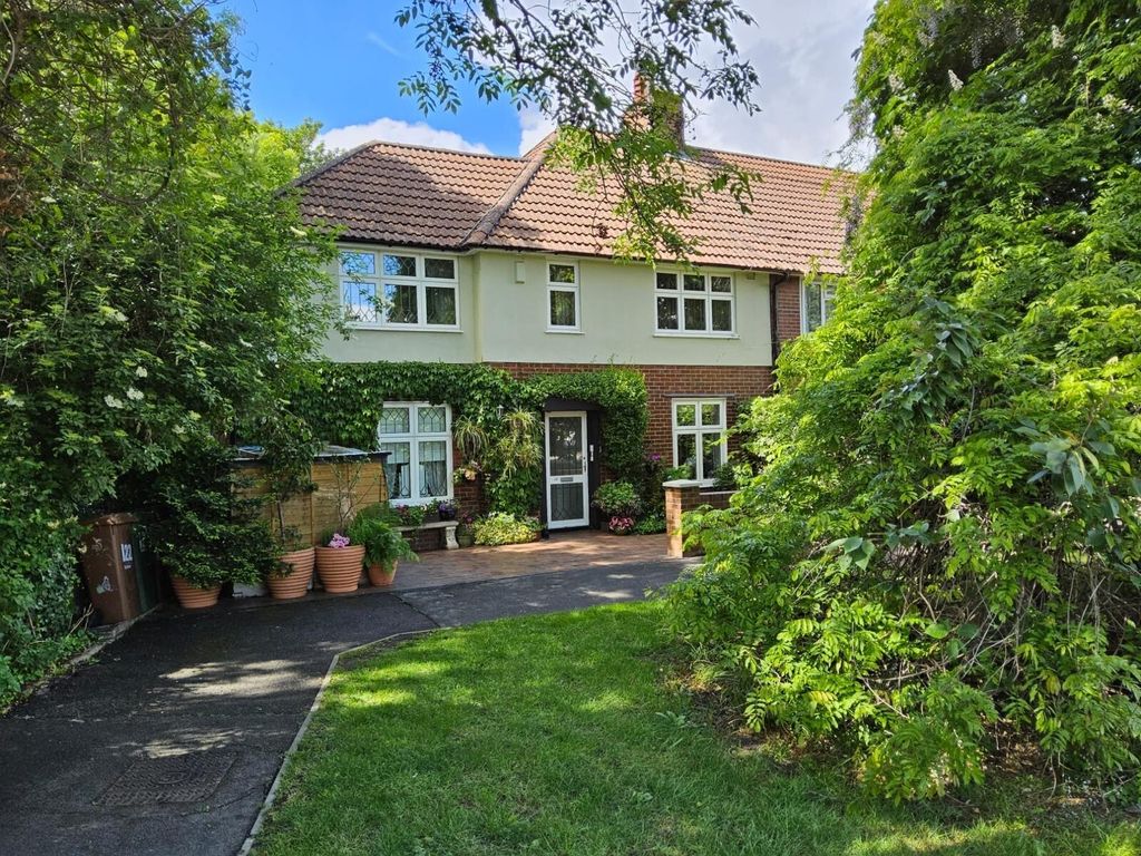 Property photo 1 of 18 Picture No. 90