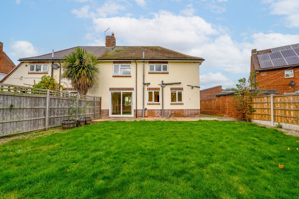 Property photo 2 of 18 Picture No. 19