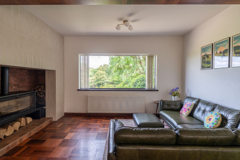 Property photo 3 of 38 290370 - 512Abradgateroadleicester_Highres-47.Jpg