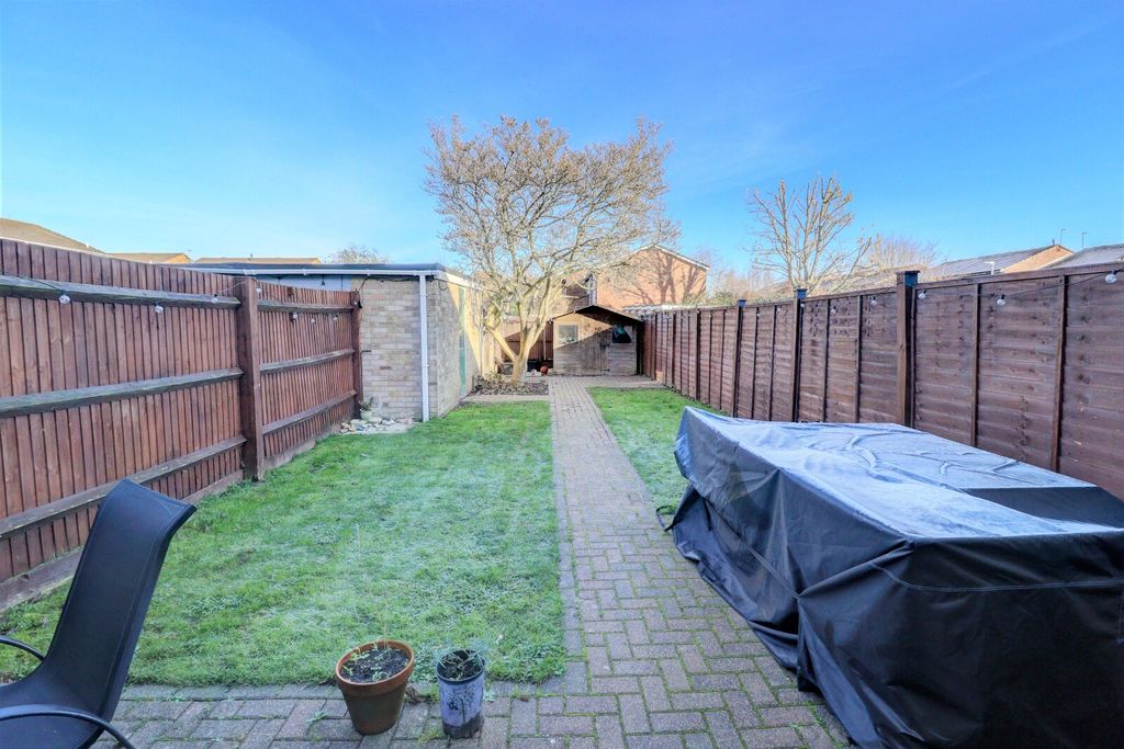 Property photo 3 of 12 Picture No. 13