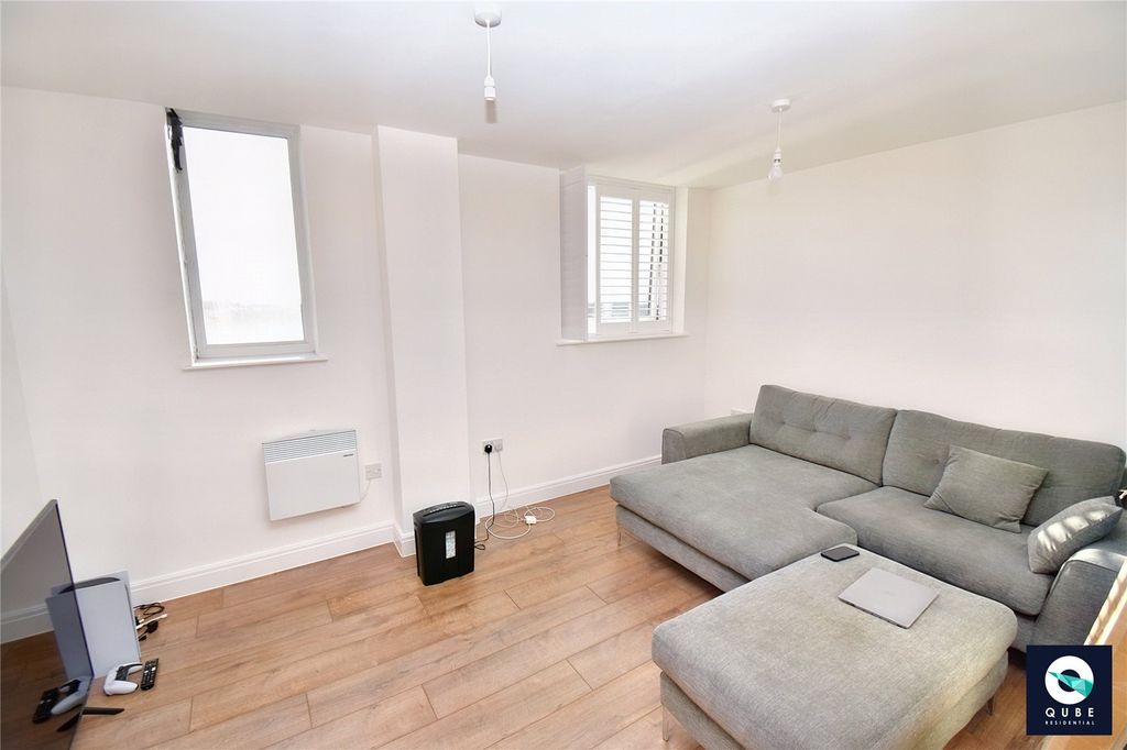 Property photo 2 of 7 Picture No. 03