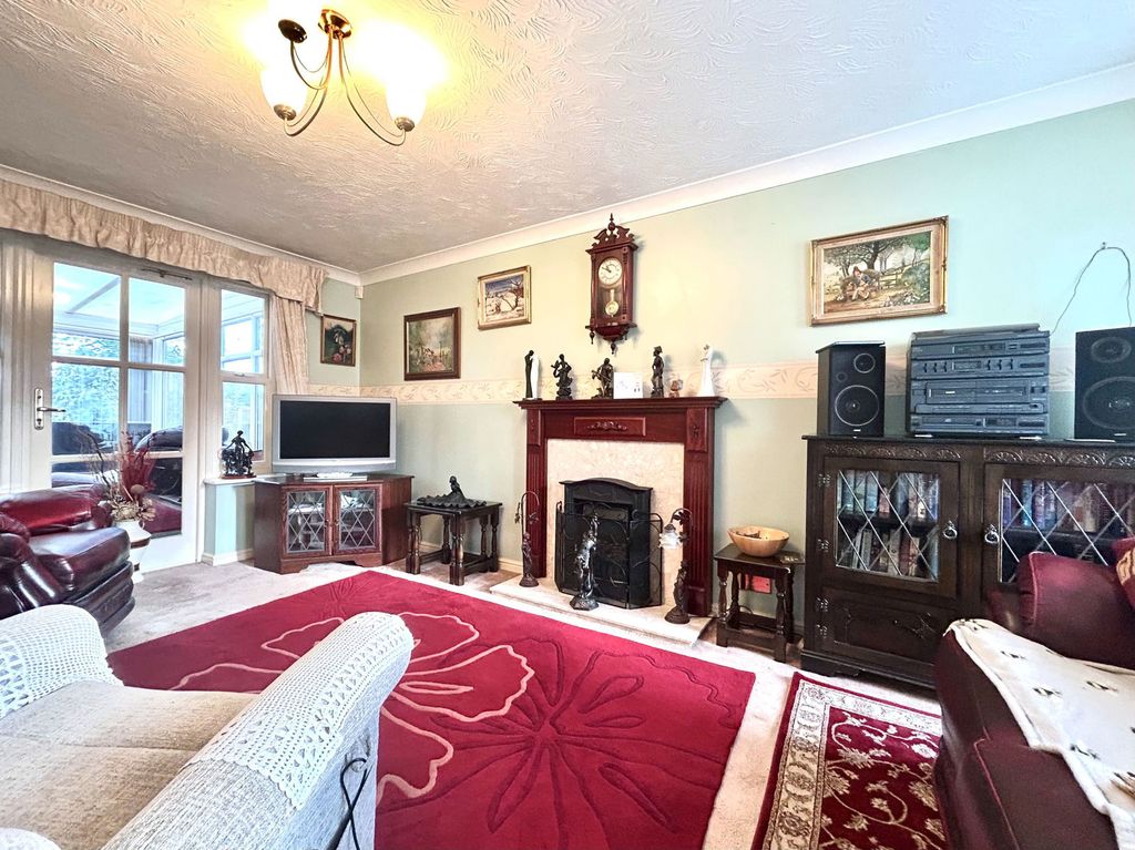 Property photo 2 of 18