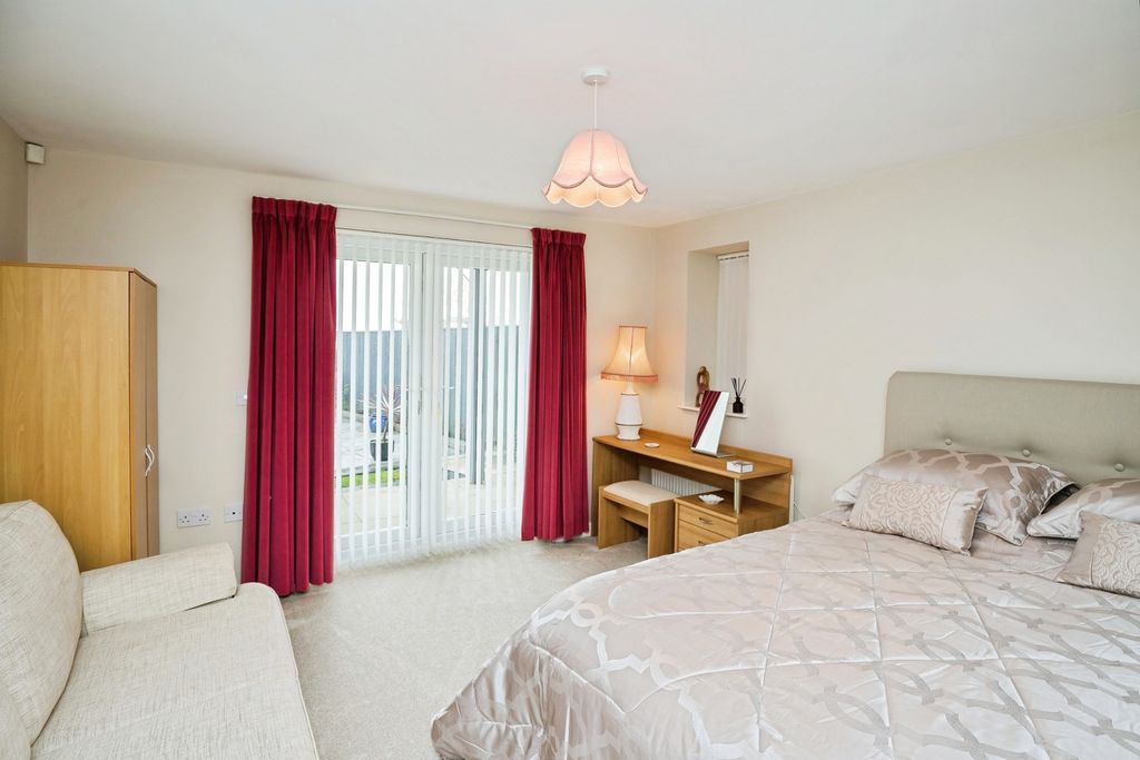 Additional image 15 of 5 bed detached house for saleLlys Y Graig, Bryn-Y-Baal, Mold, Flintshire CH7