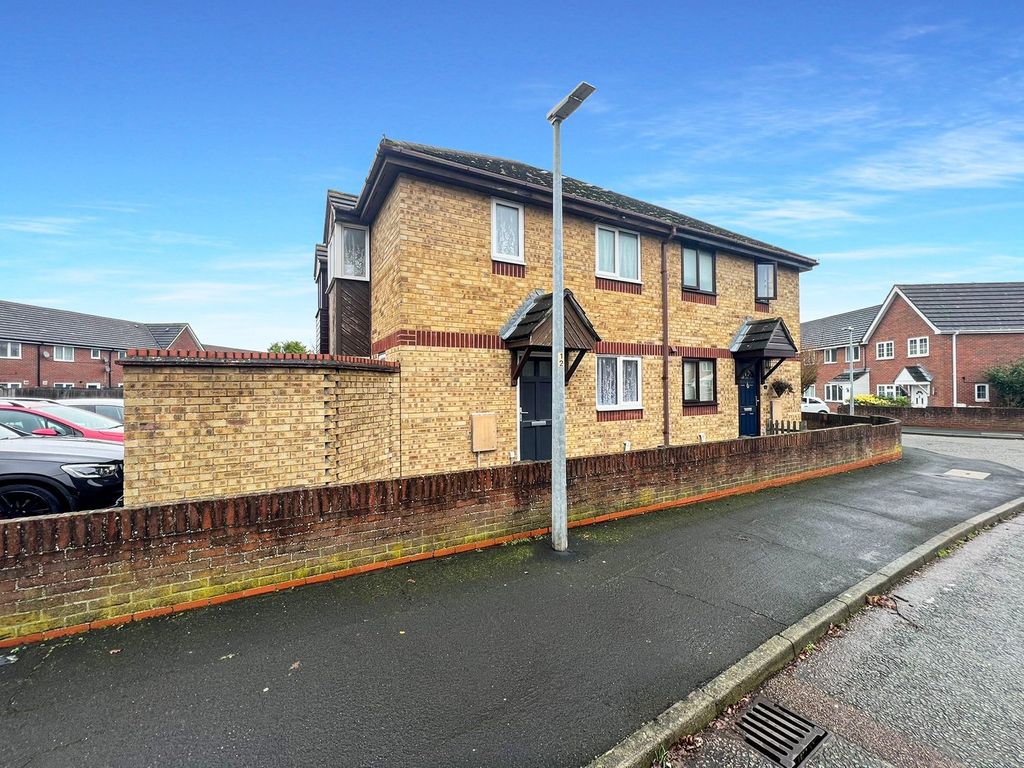 Property photo 1 of 9