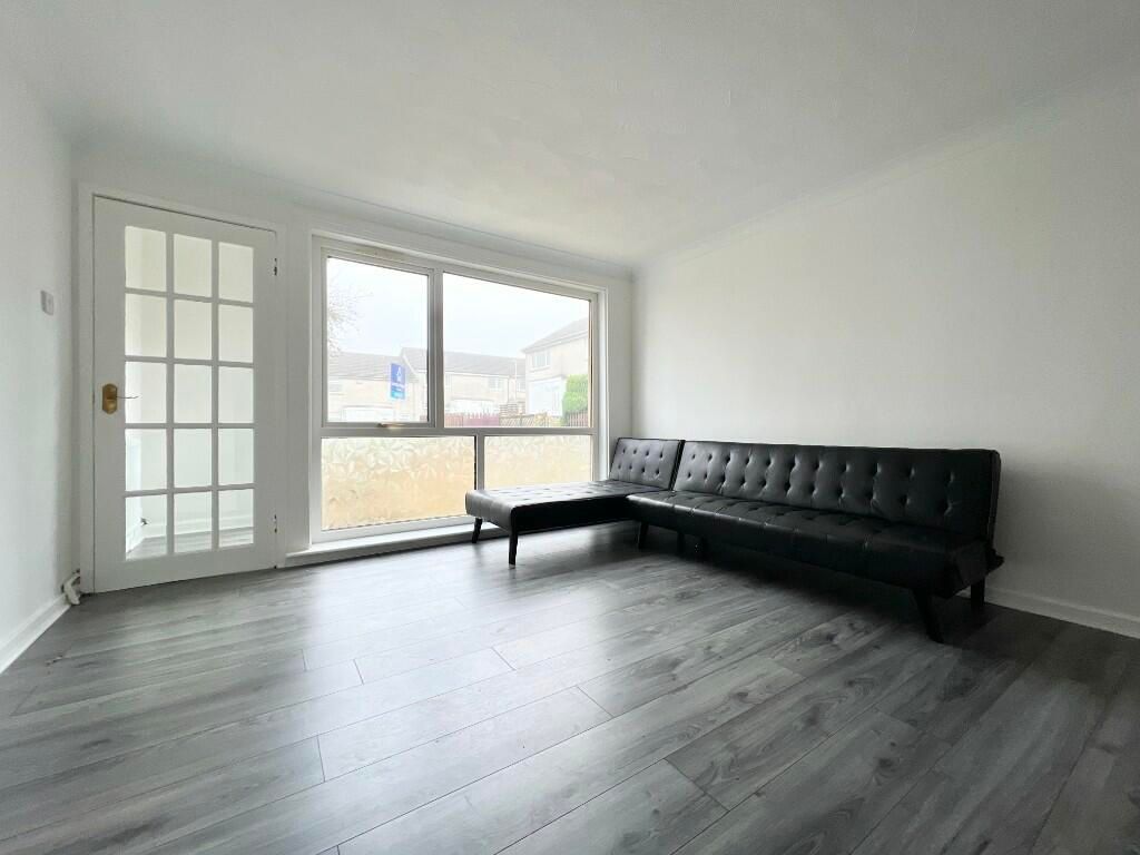 Property photo 3 of 18 Photo 3