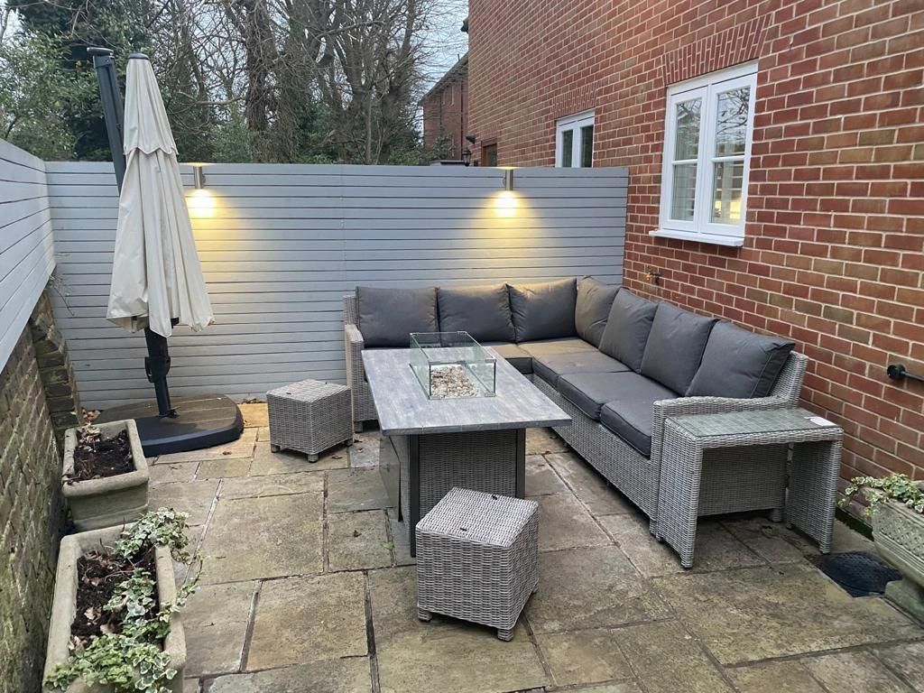 Property photo 3 of 16 Outside 1.Jpg