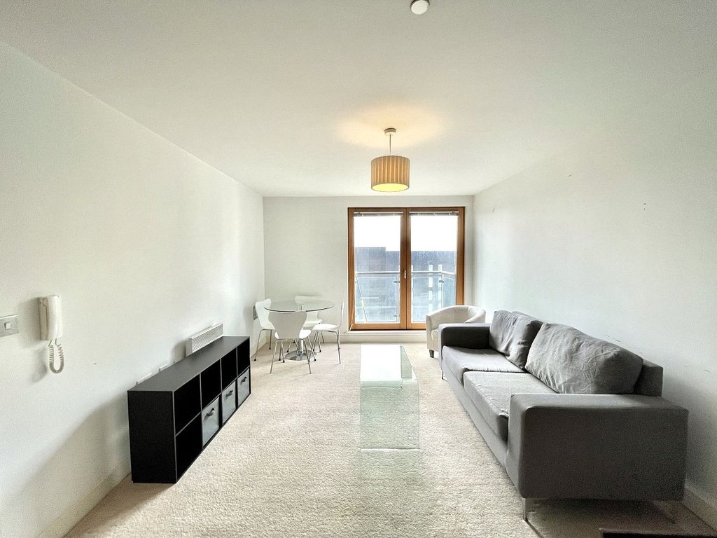 Property photo 2 of 8 Picture 2