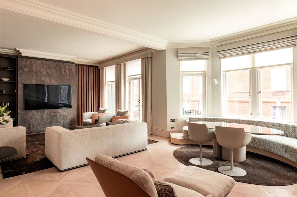 Property photo 1 of 16 Reception Room