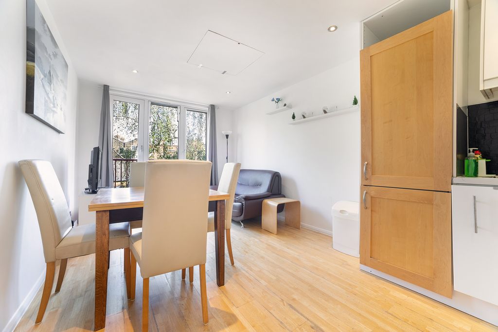Property photo 1 of 38