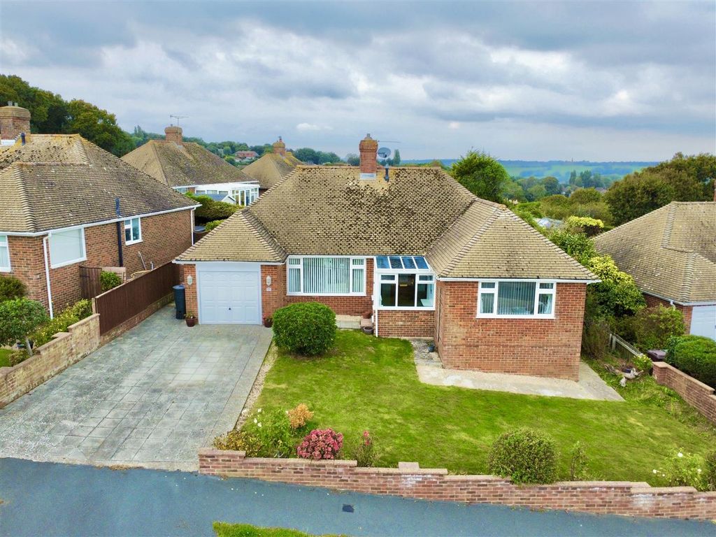 Property photo 1 of 25
