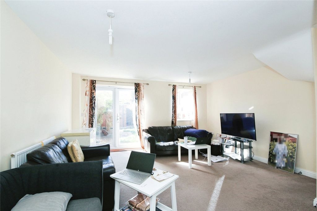 Property photo 3 of 13 Picture No. 07