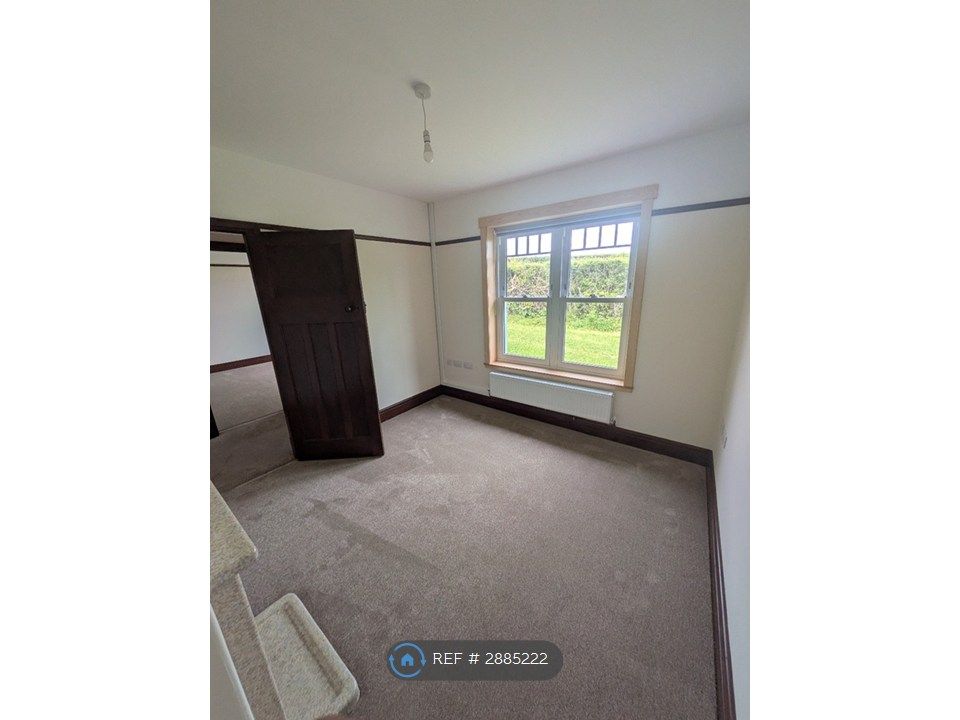 Property photo 3 of 12 Bedroom 1