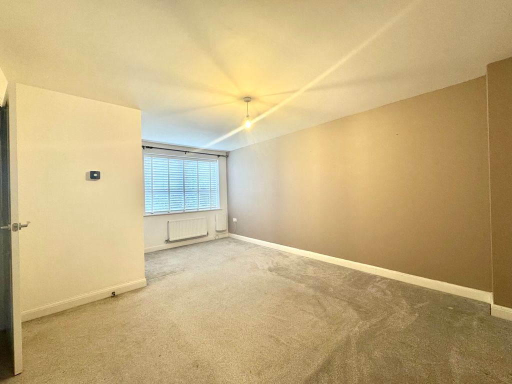 Property photo 3 of 9 Annex