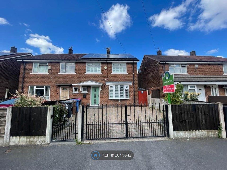 Property photo 2 of 27