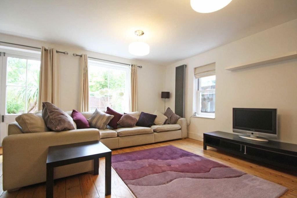 Property photo 2 of 4