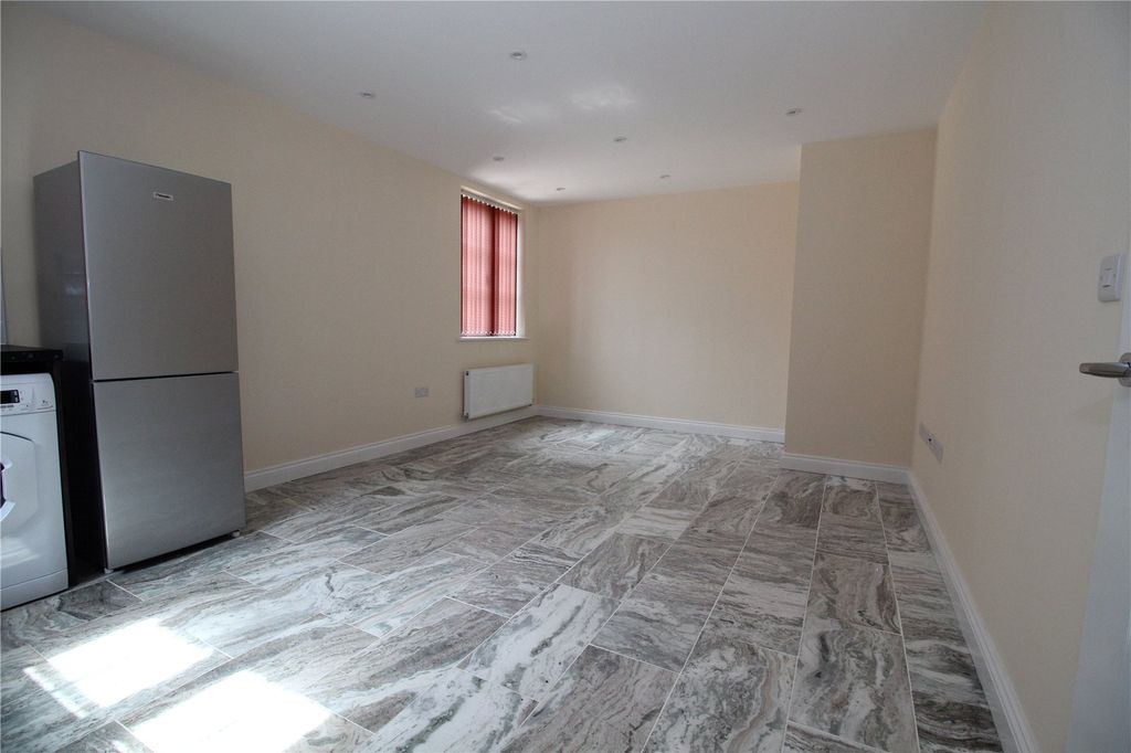 Property photo 3 of 9 Open Plan Living