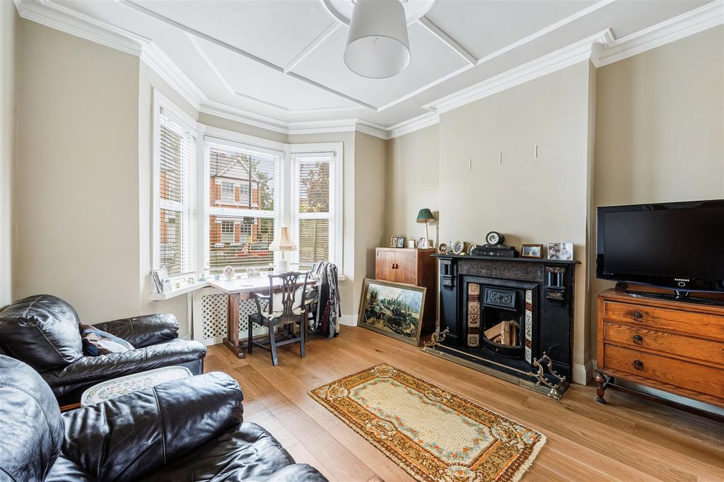 Property photo 2 of 18