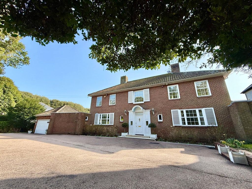 Additional image 19 of 5 bed detached house for saleUpper Carlisle Road, Meads, Eastbourne BN20