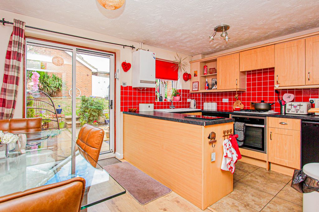 Property photo 2 of 13 Kitchen/Dining Room