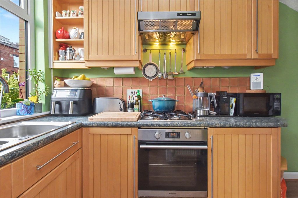 Property photo 3 of 19 Picture 3