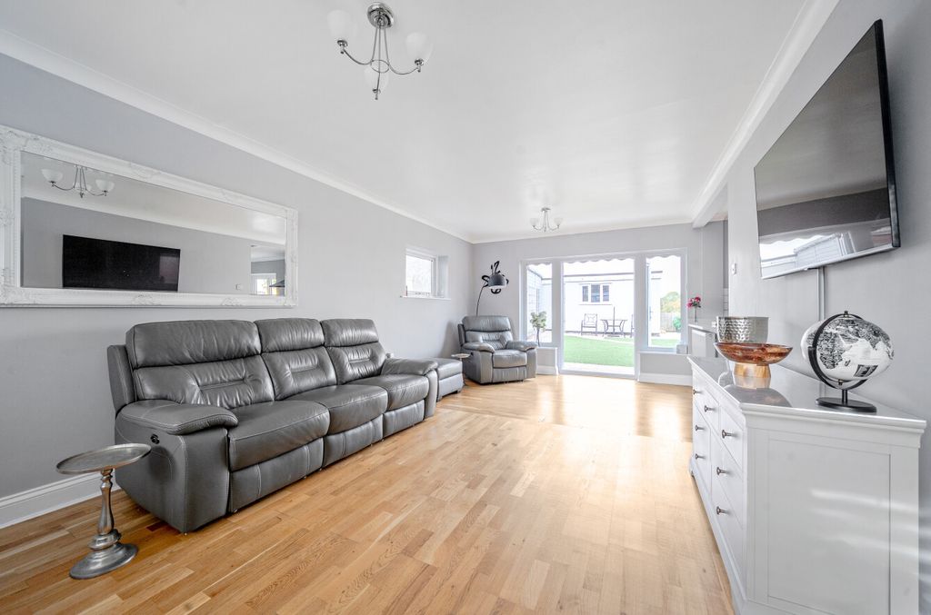 Property photo 2 of 22 1361087-17-68Dd87...