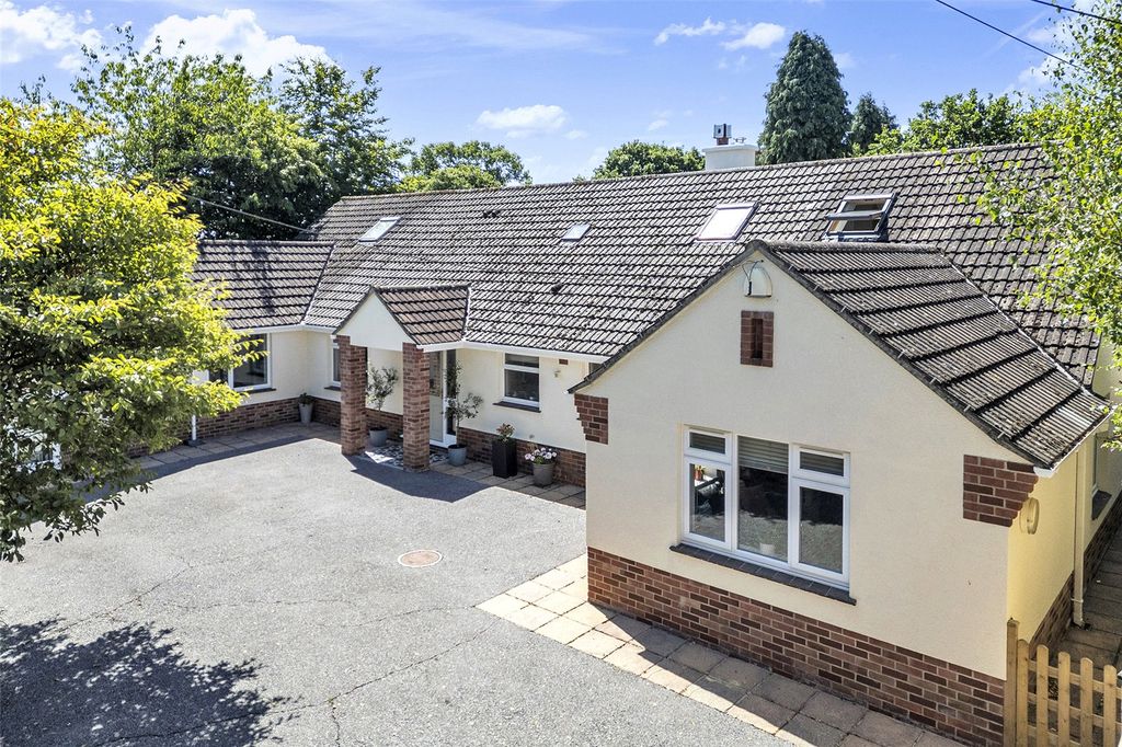 Property photo 1 of 48 Picture No. 01
