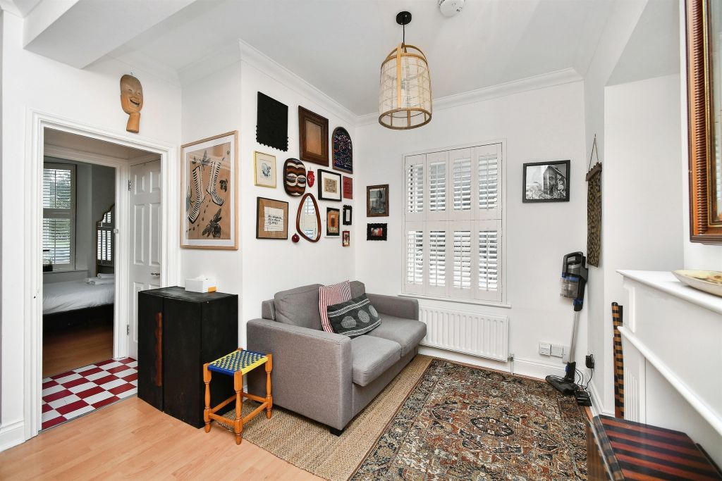 Property photo 3 of 18