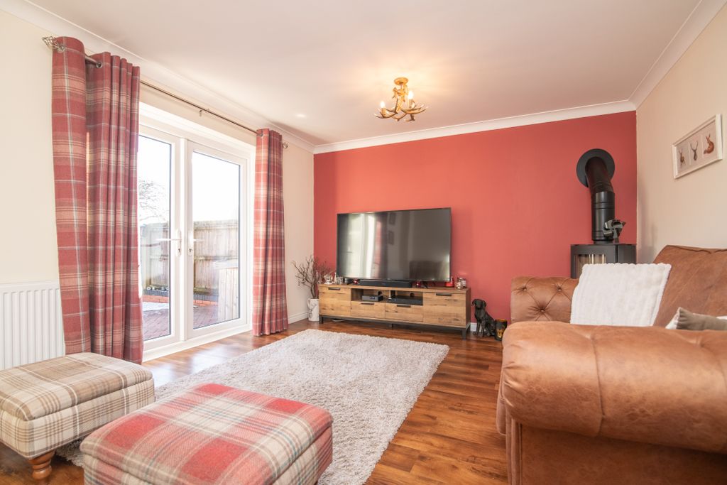 Property photo 2 of 24