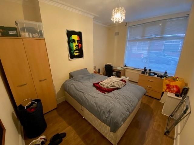 Property photo 2 of 13 Bedroom 1