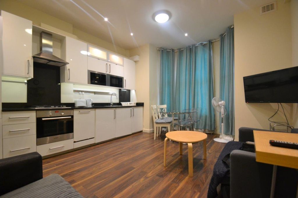 Property photo 1 of 4 Reception.Jpg