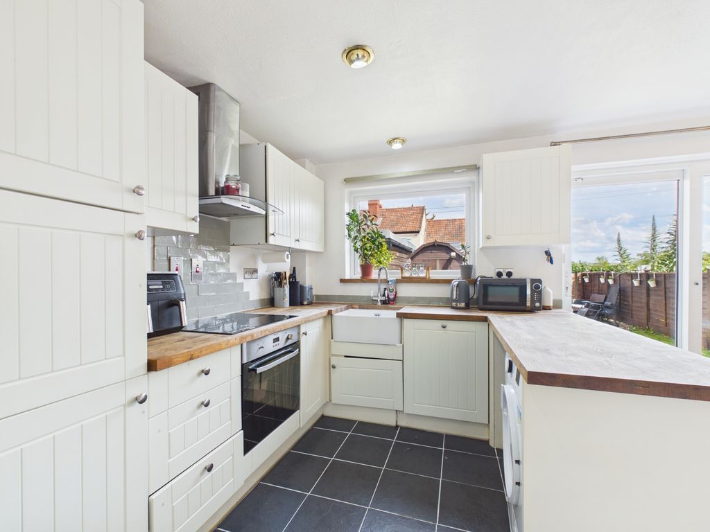 Property photo 3 of 21 Kitchen/Diner