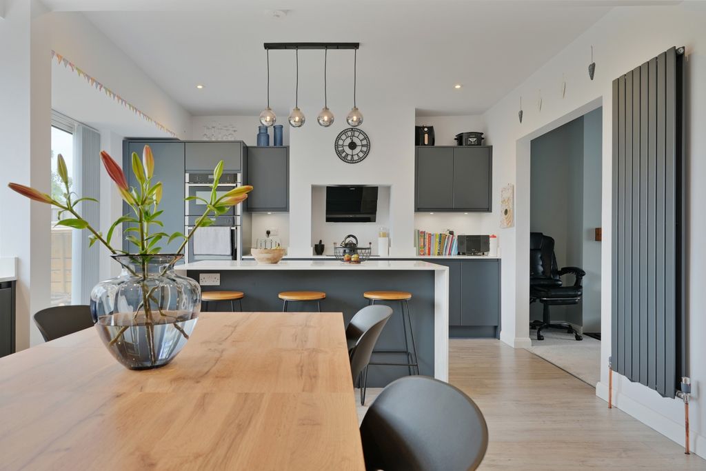 Property photo 3 of 30 Open Plan Dining Kitchen
