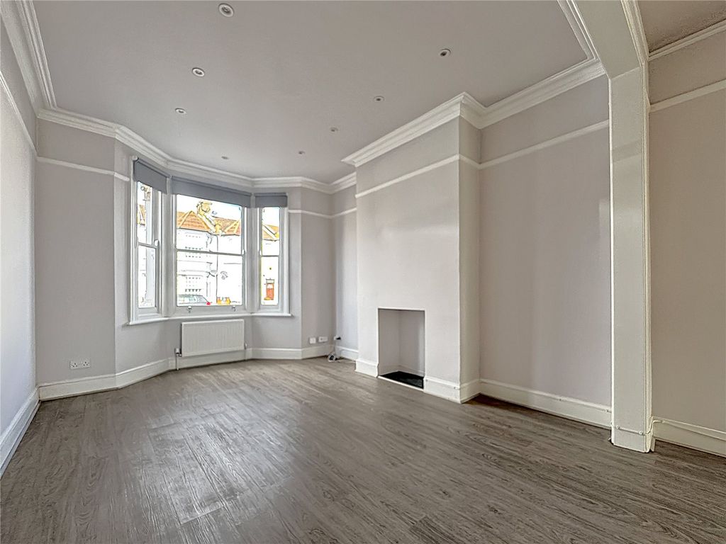 Property photo 2 of 10 Reception Room