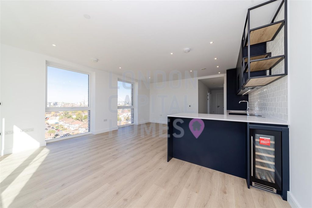 Property photo 1 of 23 2Sep8517.Jpg