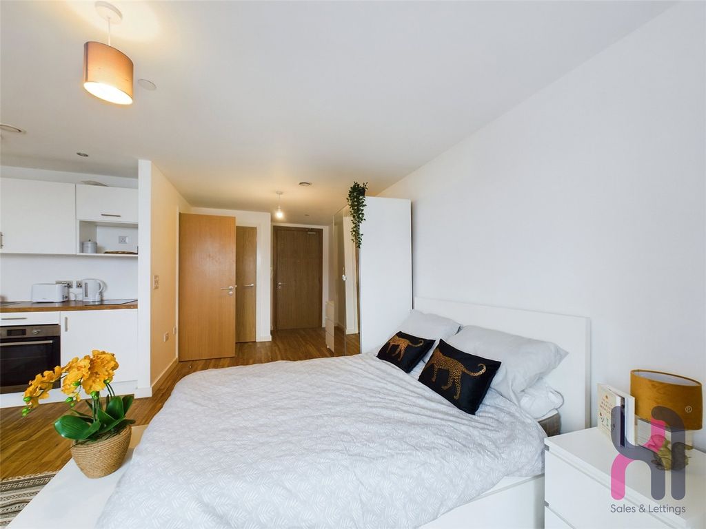 Property photo 2 of 7 Picture No. 09