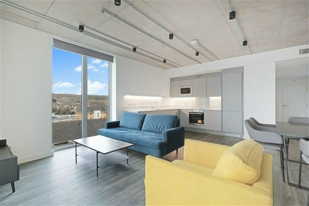 Property photo 1 of 16 (Main)