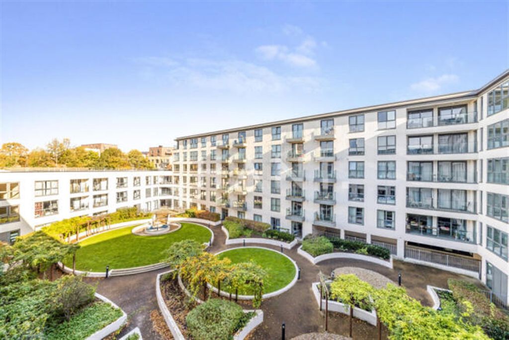 Property photo 1 of 16 (Main)