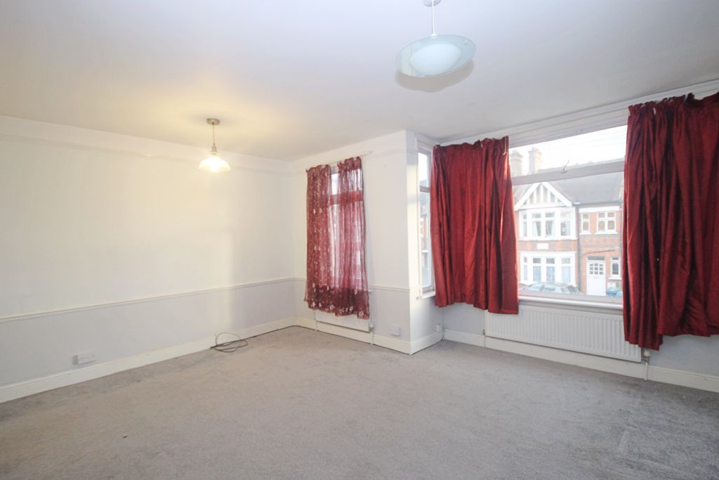 Property photo 2 of 9 Photo 6