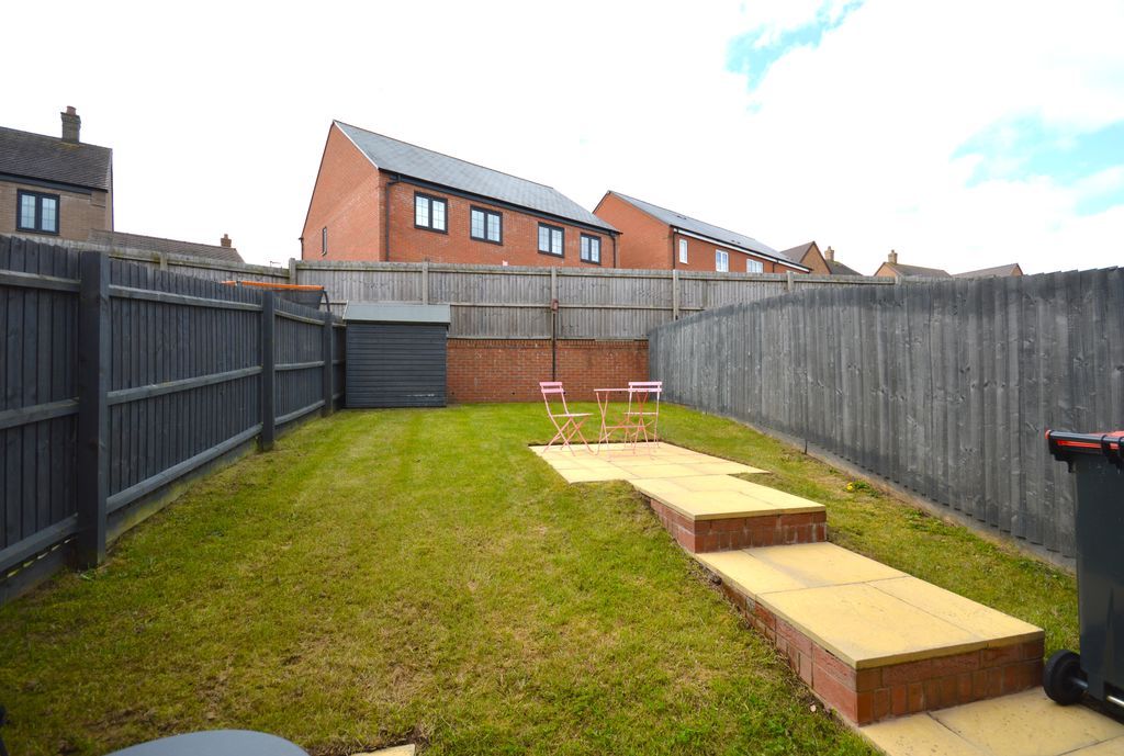 Property photo 2 of 10 Photo 11