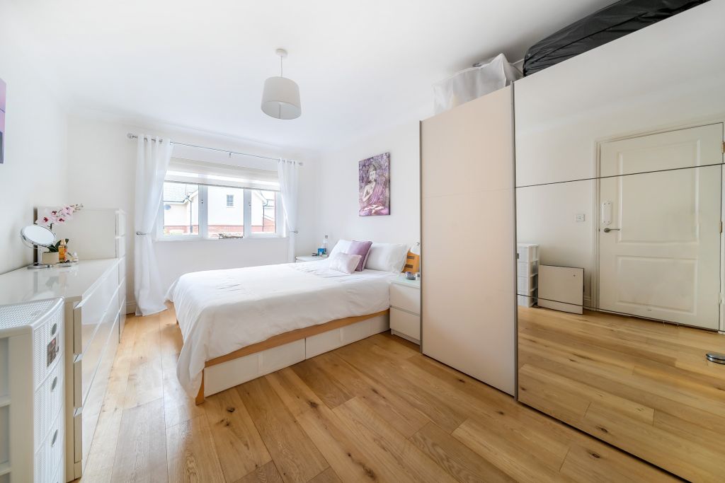 Additional image 7 of 2 bed flat for saleDouglas Avenue, Exmouth EX8