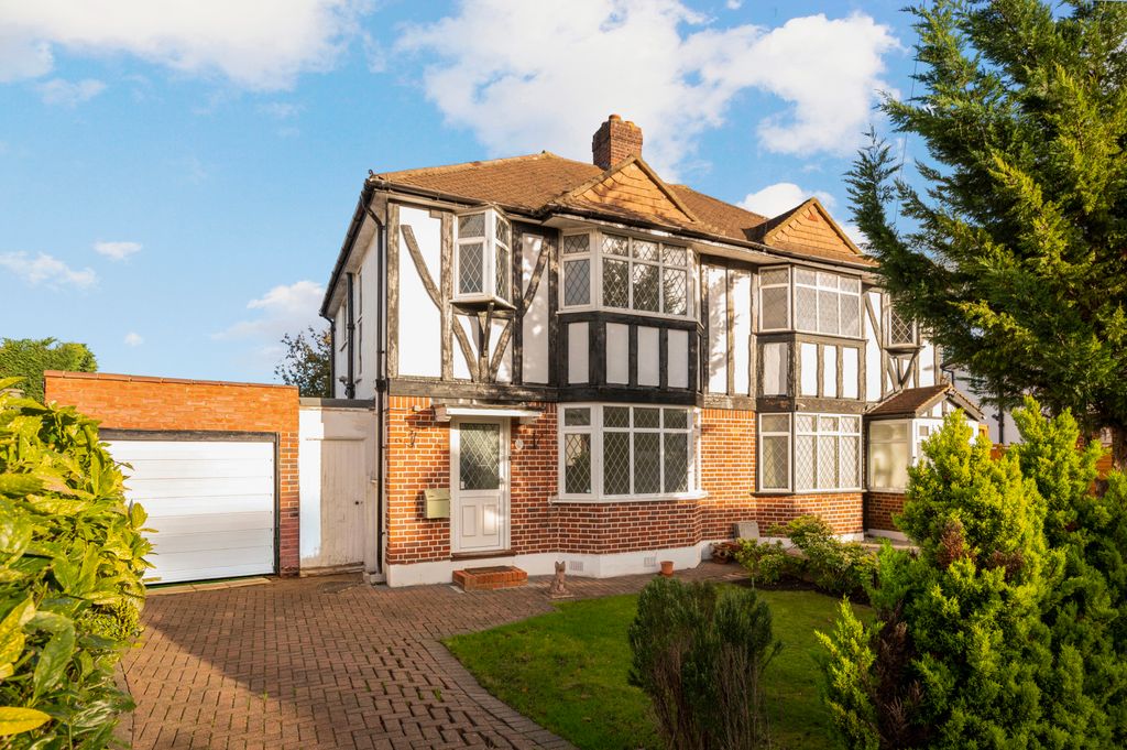 Property photo 1 of 18 Picture No. 03