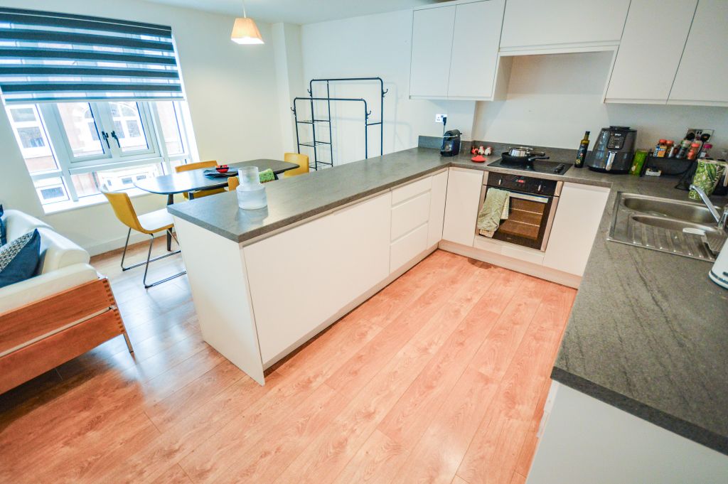 Property photo 2 of 14 Kitchen