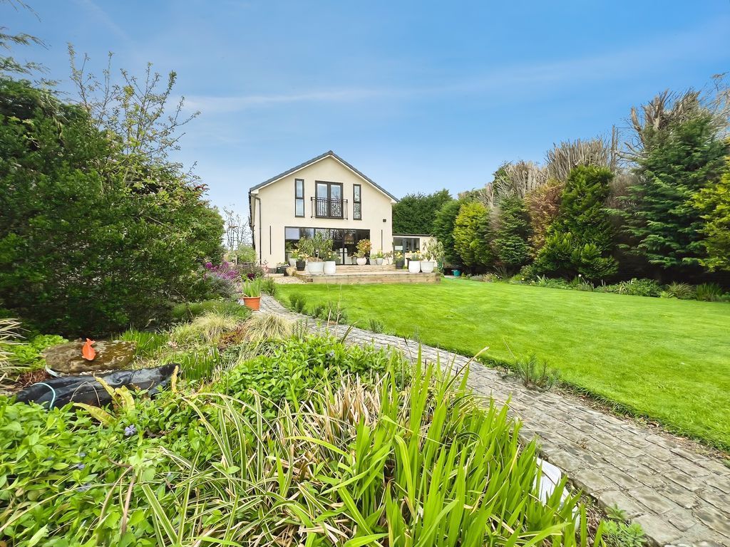 Property photo 1 of 31 Photo 37