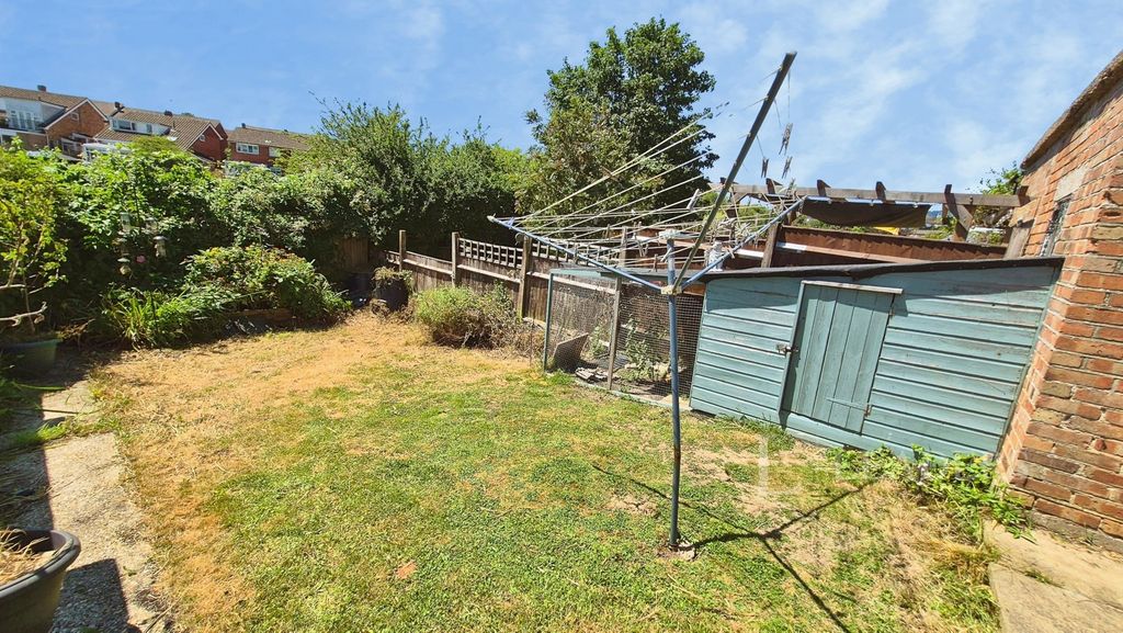 Property photo 3 of 9 Pbox-Img.Jpg