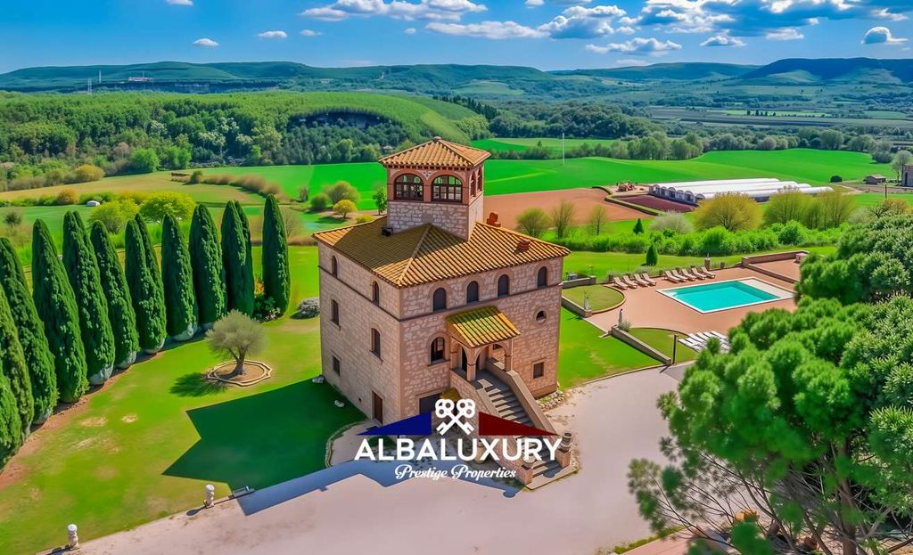 Property photo 1 of 25