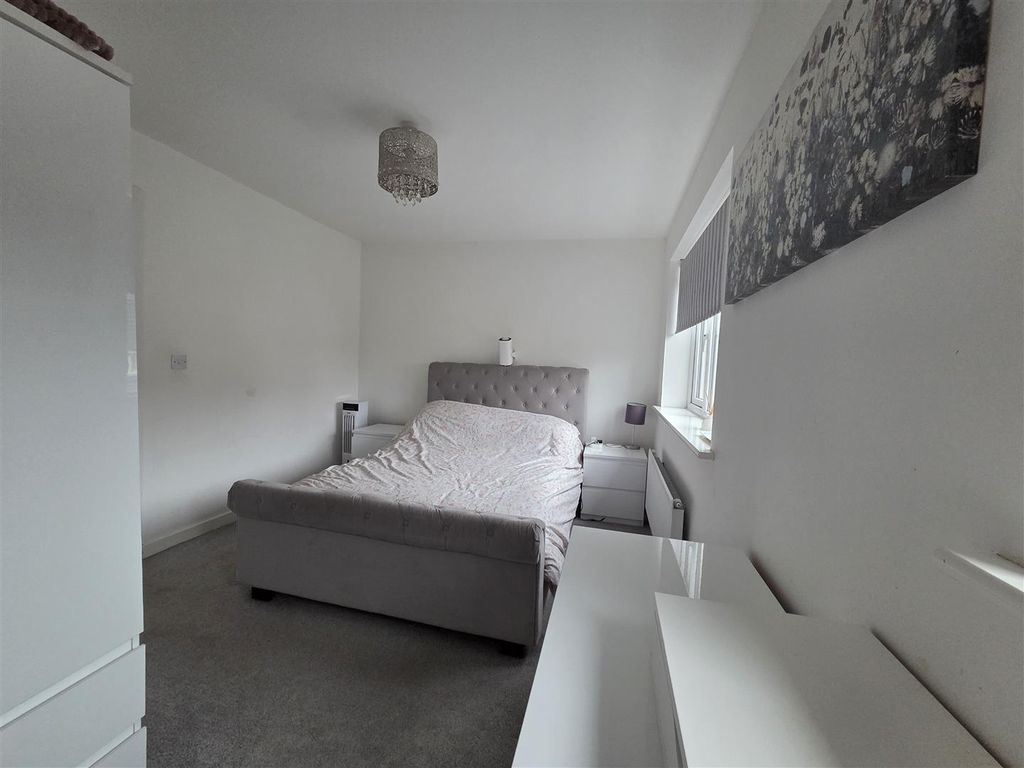 Property photo 3 of 11 20260213_095349.Jpg